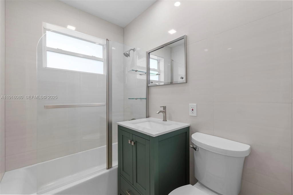 Real estate property located at 3150 39th Ave, Broward, Lake Forest Sec 4, West Park, FL