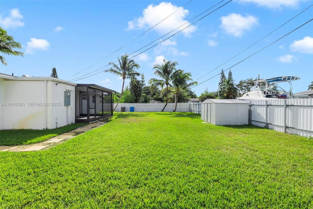 Real estate property located at 3150 39th Ave, Broward, Lake Forest Sec 4, West Park, FL