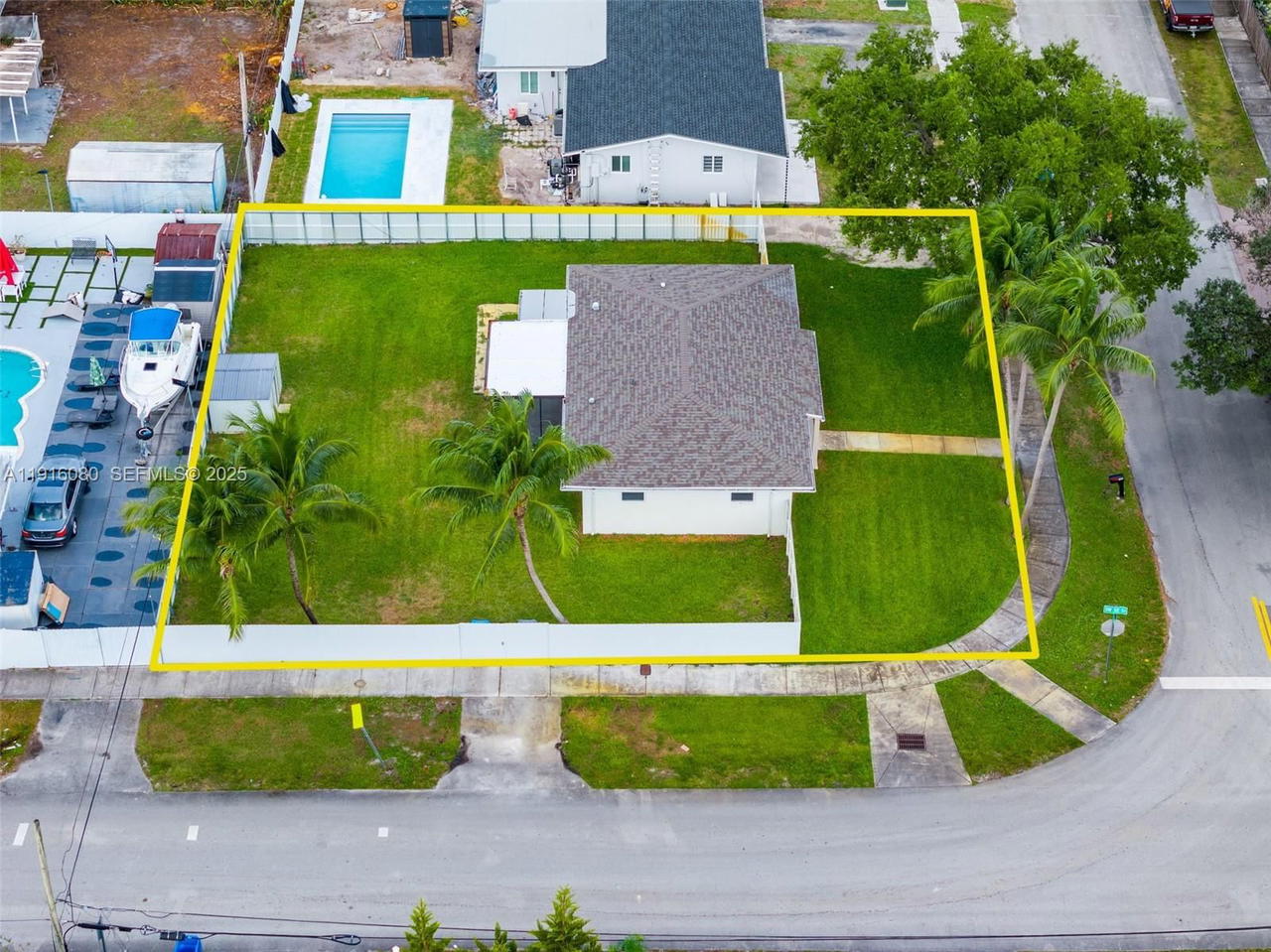 Real estate property located at 3150 39th Ave, Broward, Lake Forest Sec 4, West Park, FL