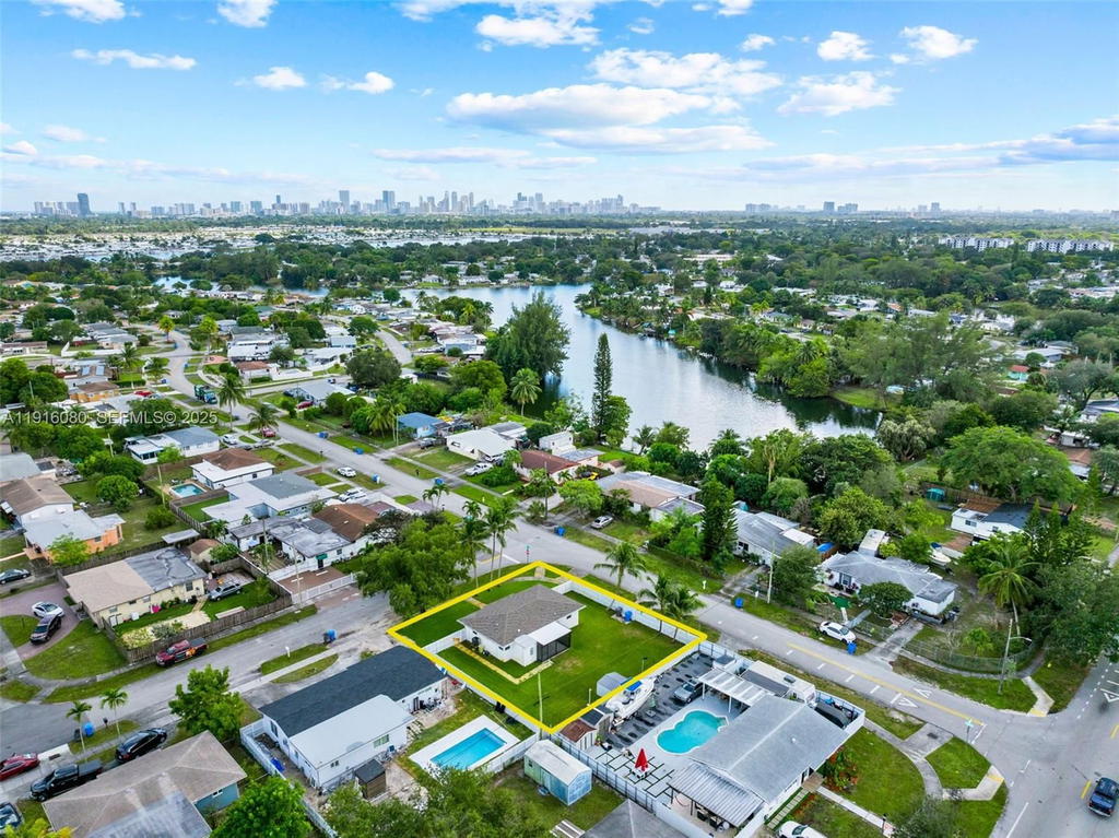 Real estate property located at 3150 39th Ave, Broward, Lake Forest Sec 4, West Park, FL