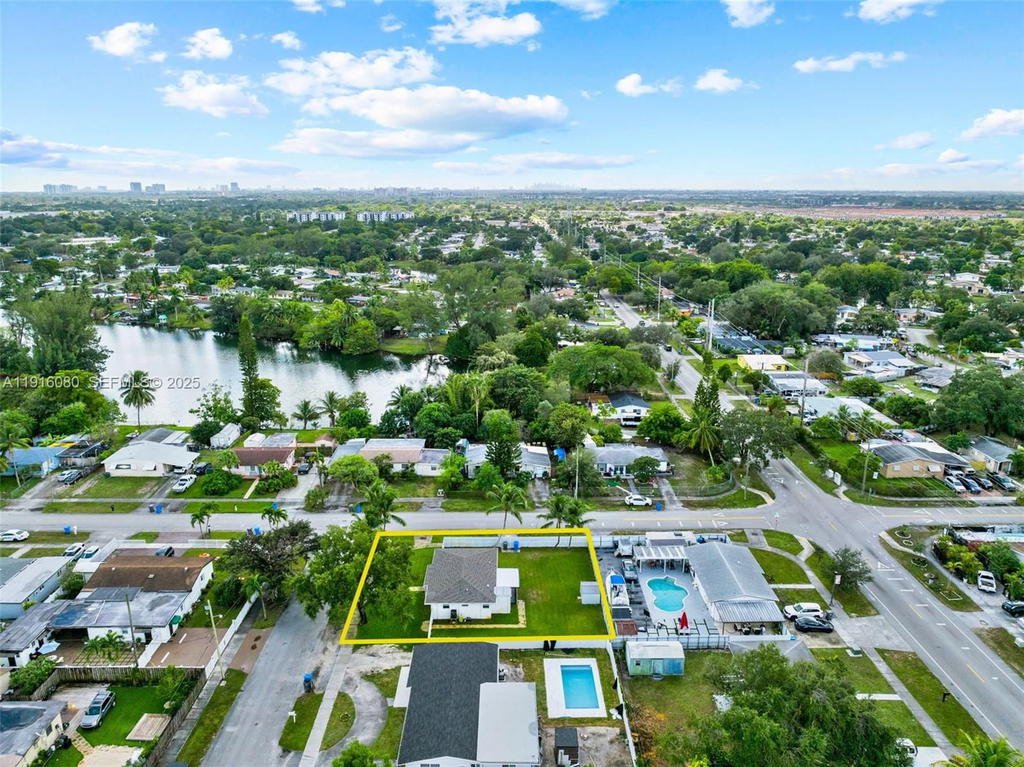 Real estate property located at 3150 39th Ave, Broward, Lake Forest Sec 4, West Park, FL