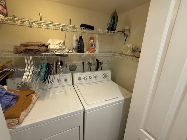 Real estate property located at 16420 48th Ter, Miami-dade, Park Lakes Sec 3, Miami, FL