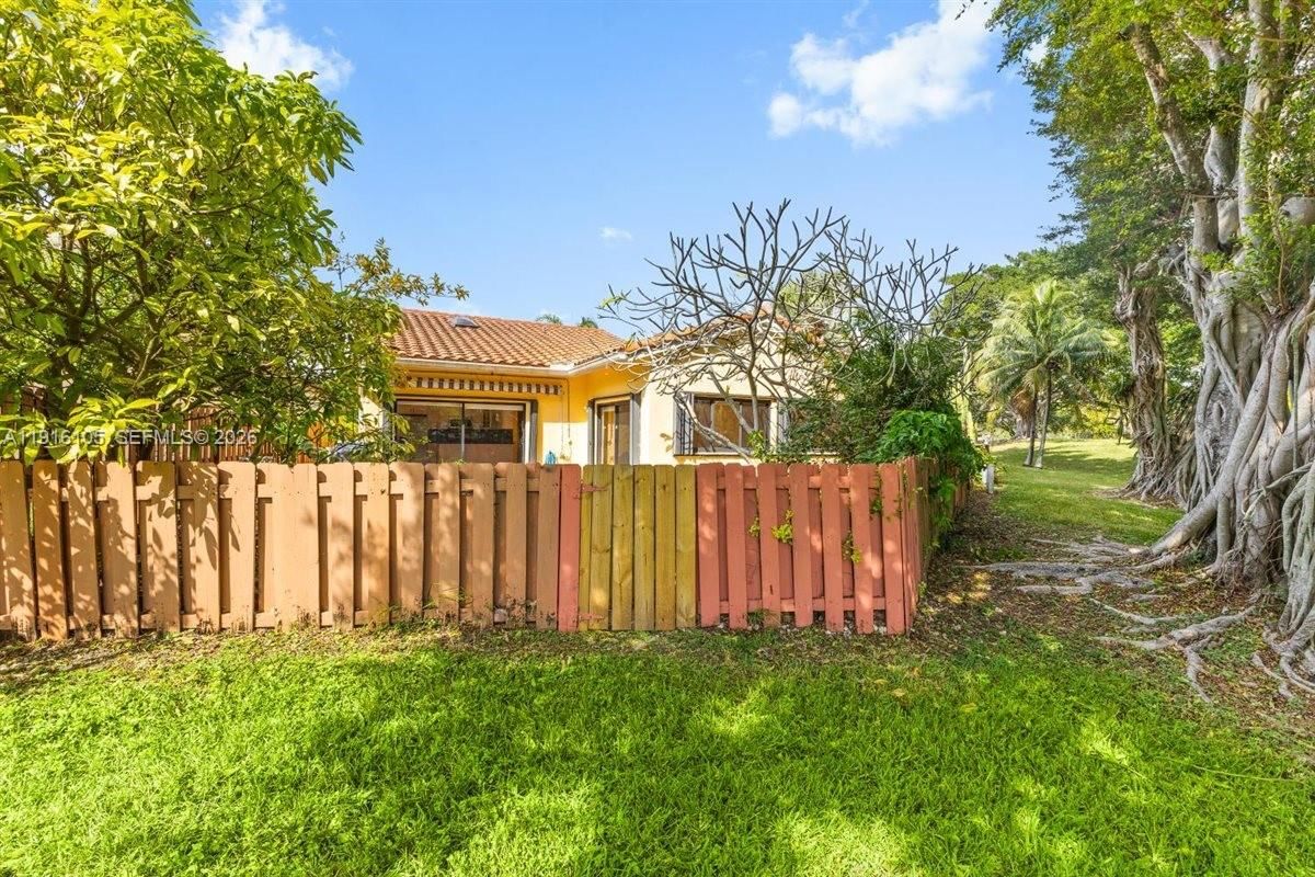Real estate property located at 9231 150th Ave, Miami-dade, Hammocks Sec 3, Miami, FL
