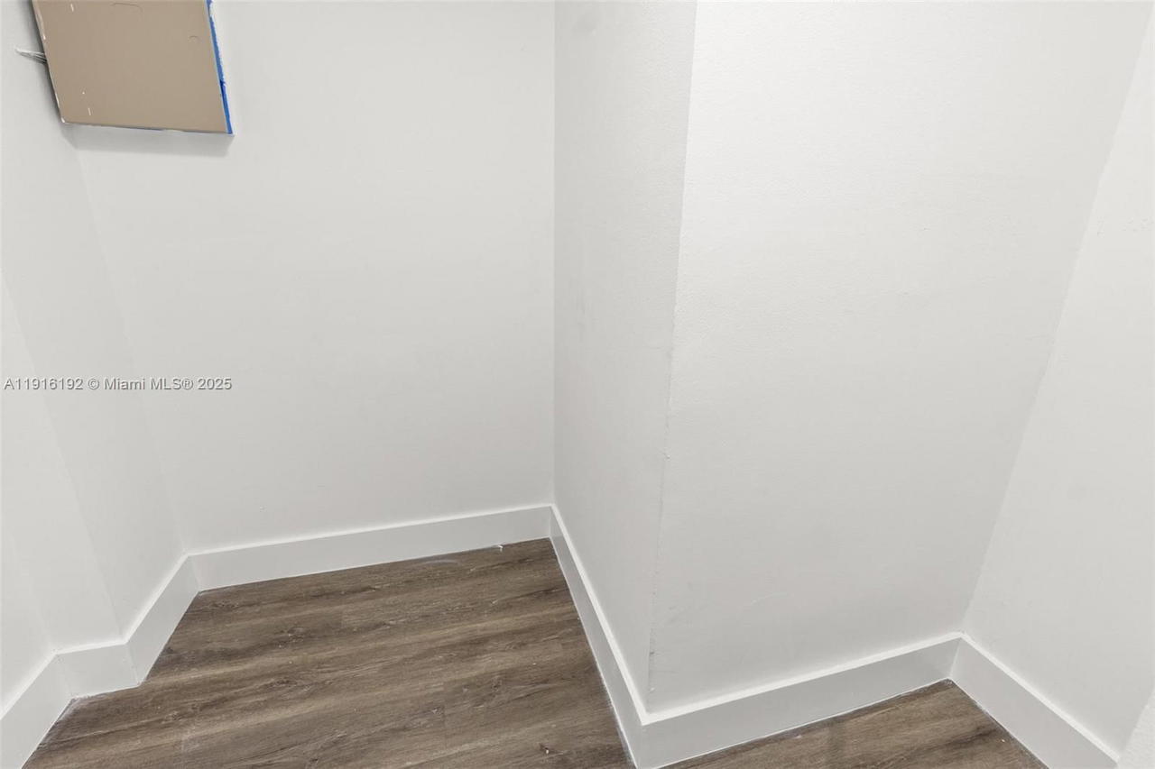 Real estate property located at 5400 21st Ct #104, Miami-dade, Alameda Tower 3 Condo, Hialeah Gardens, FL