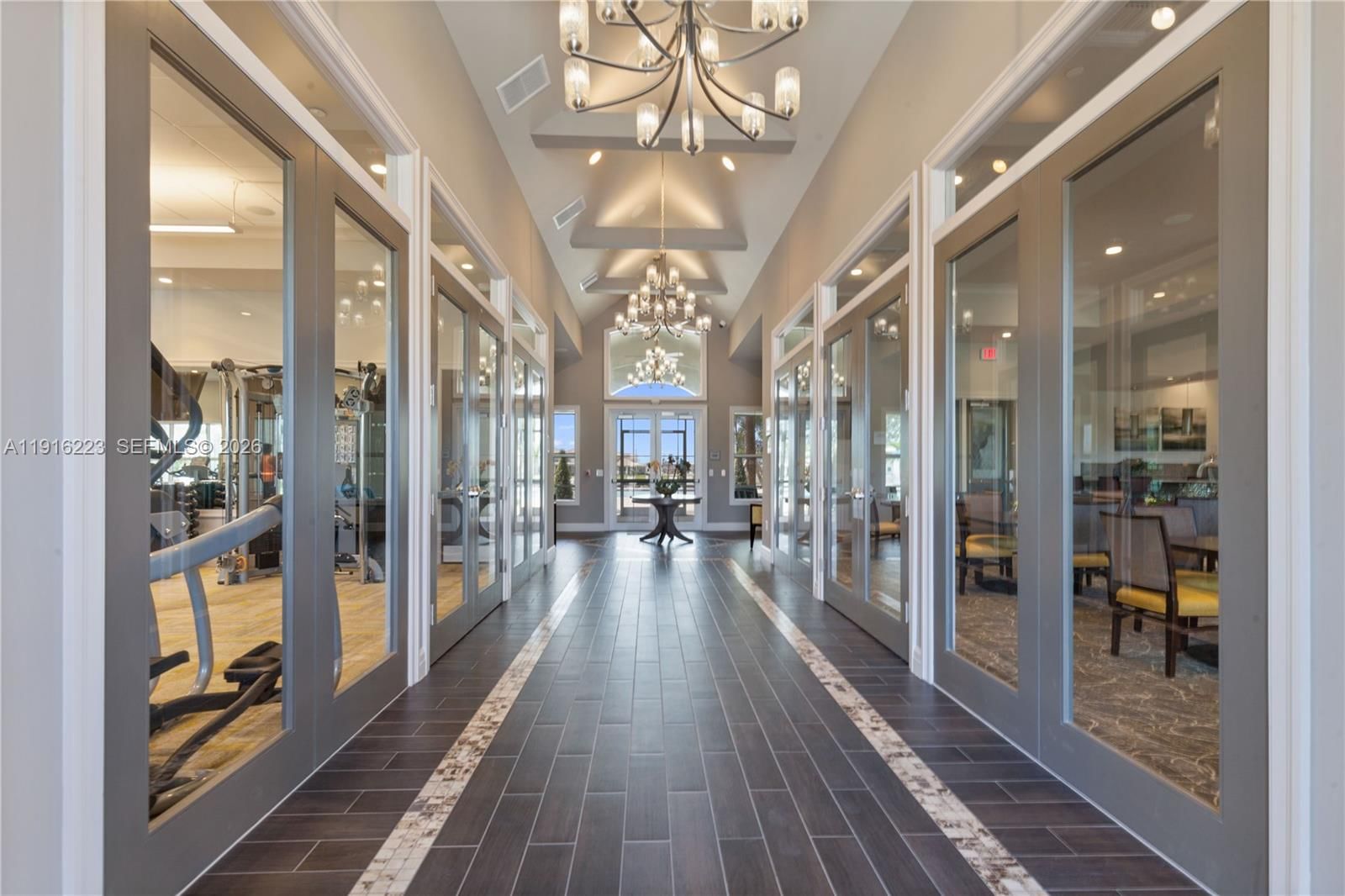 Real estate property located at 3936 Mahogany Ln, Broward, Hillcrest Country Club No, Hollywood, FL