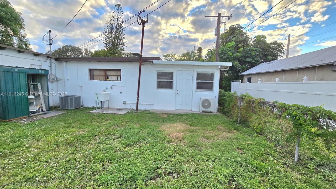 Real estate property located at 1951 Rutland St, Miami-dade, Magnolia Gardens Consolid, Opa Locka, FL