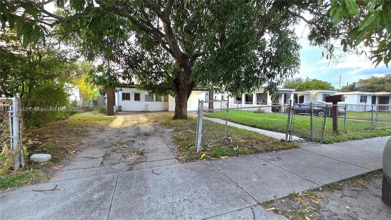 Real estate property located at 1951 Rutland St, Miami-dade, Magnolia Gardens Consolid, Opa Locka, FL