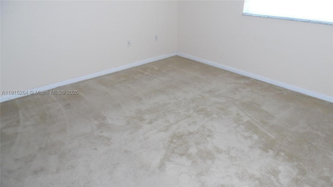 Real estate property located at 1919 Van Buren St #516A, Broward, Regent Park Condo, Hollywood, FL