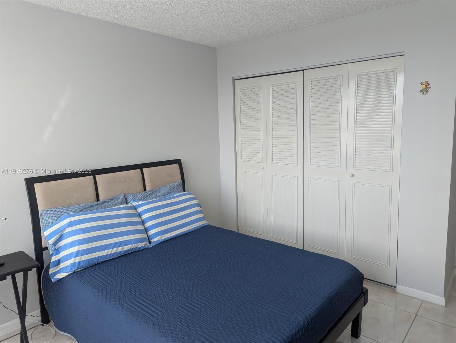 Real estate property located at 1300 Miami Gardens Dr #613E, Miami-dade, Wilshire Condo, Miami, FL