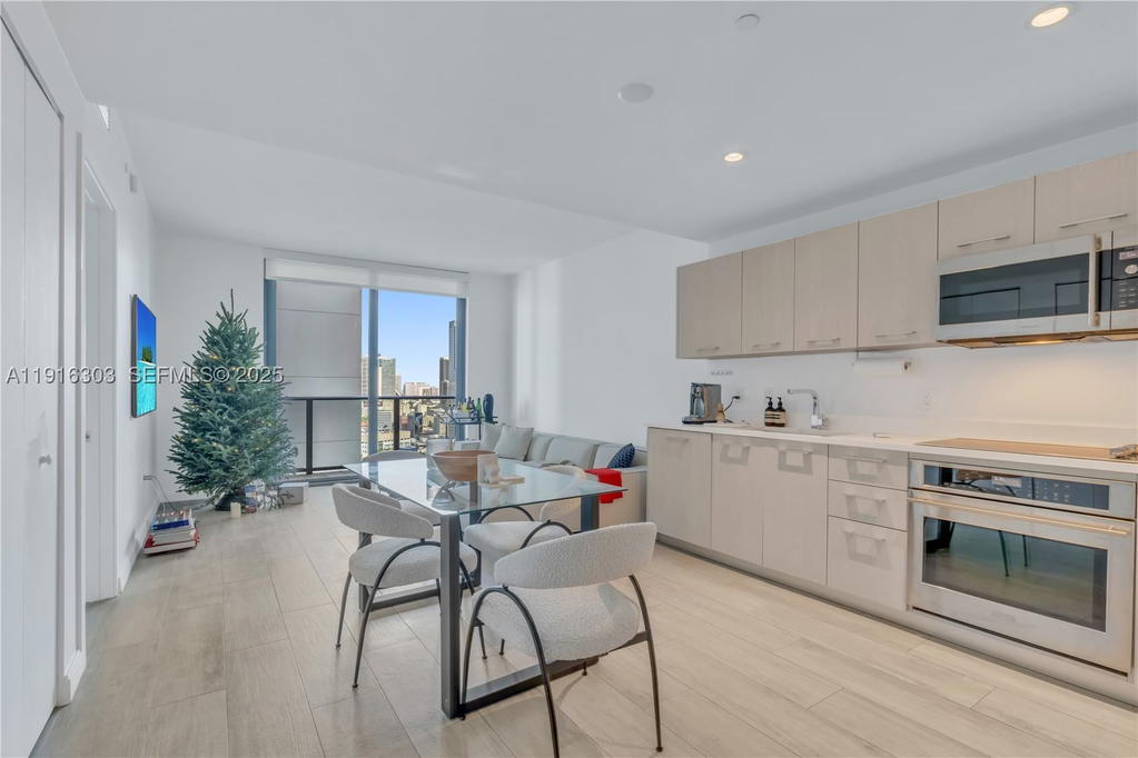 Real estate property located at 55 9th St #2610, Miami-dade, Brickell Heights West Con, Miami, FL