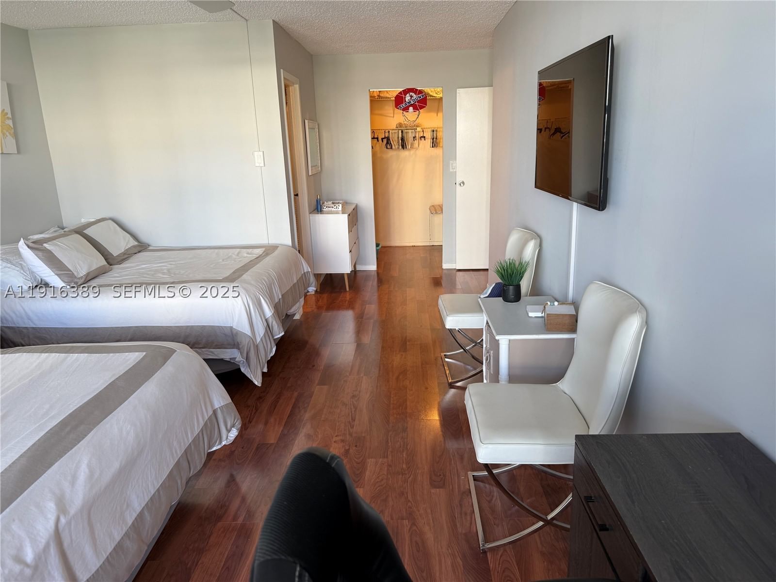 Real estate property located at 800 Parkview Dr #402, Broward, Oceanview Park Condo, Hallandale Beach, FL