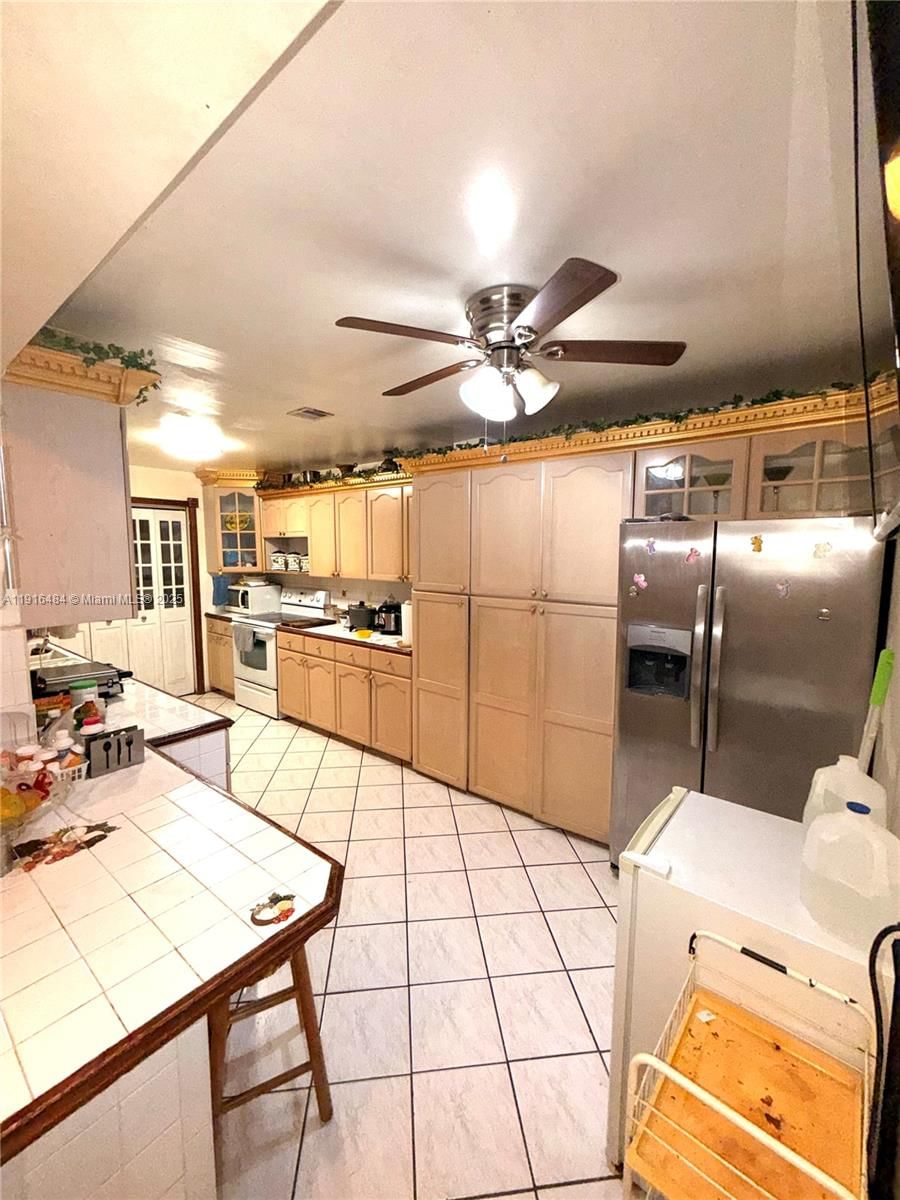 Real estate property located at 5850 13th Ter, Miami-dade, Sylvania Heights, West Miami, FL