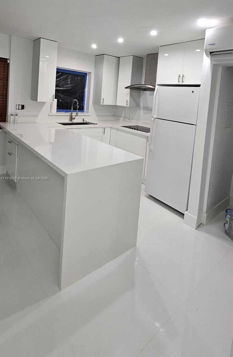 Real estate property located at 9375 40th Ter #203, Miami-dade, Hemingway Villa Condo, Miami, FL