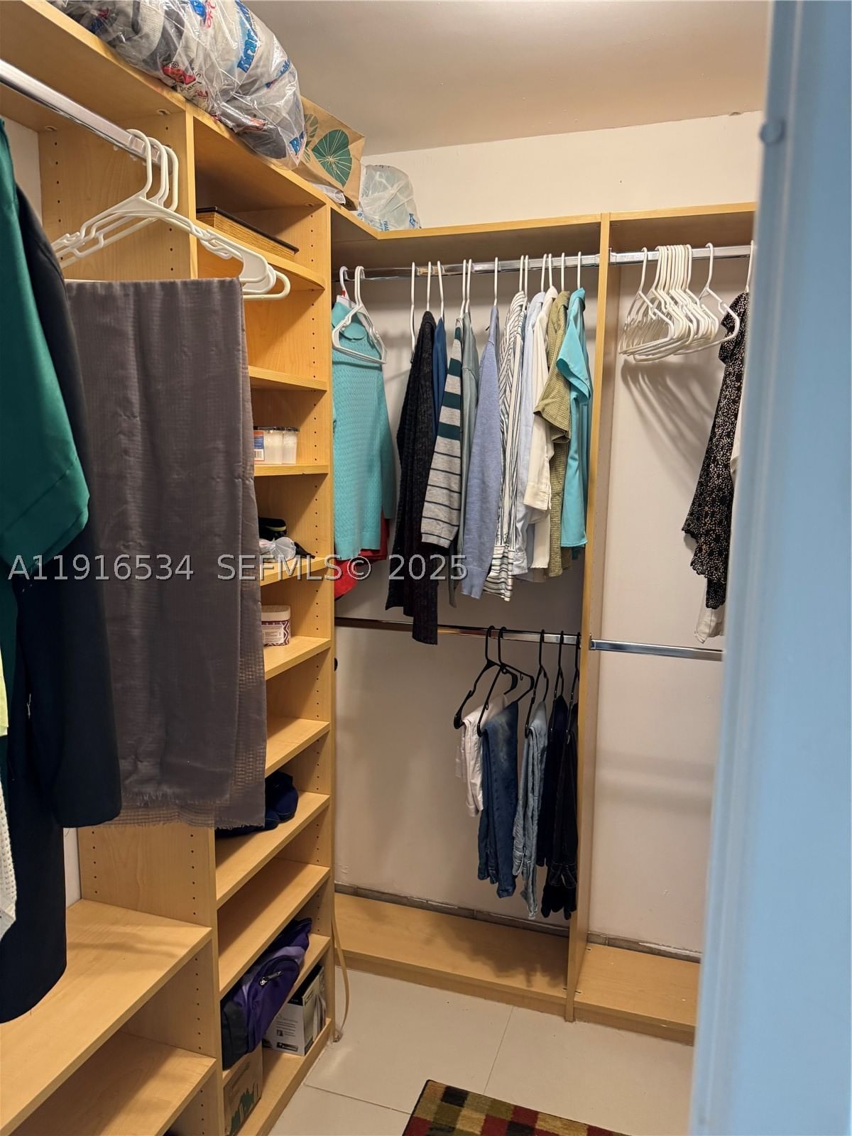 Real estate property located at 800 195th St #714, Miami-dade, Canongate Condo No One, Miami, FL