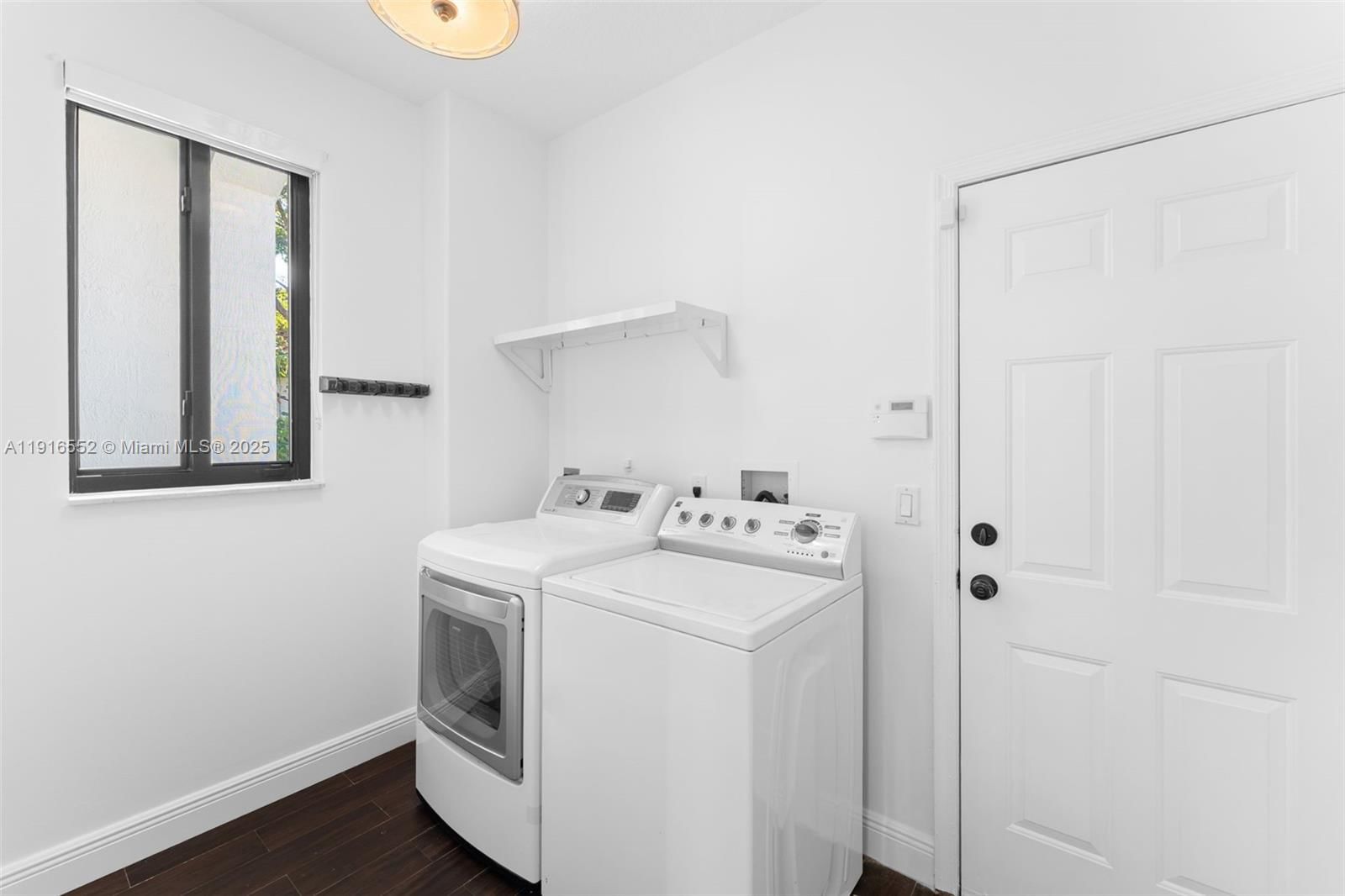 Real estate property located at 18881 29th Ct, Broward, Sunset Lakes Plat One, Miramar, FL