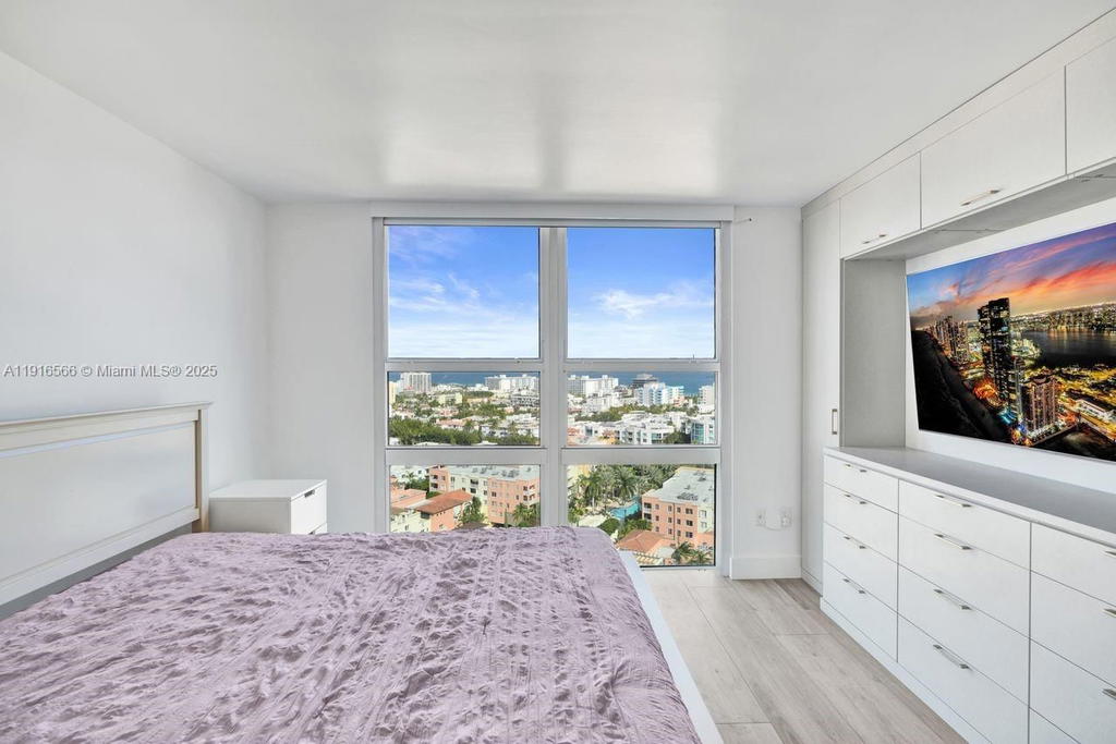 Real estate property located at 90 Alton Rd #1907, Miami-dade, Yacht Club At Portofino, Miami Beach, FL