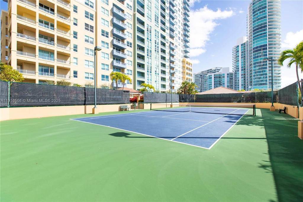 Real estate property located at 90 Alton Rd #1907, Miami-dade, Yacht Club At Portofino, Miami Beach, FL
