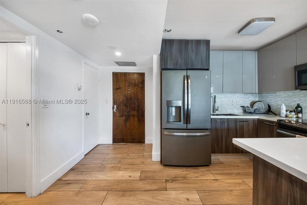 Real estate property located at 1541 Brickell Ave C406, Miami-dade, The Palace Condo, Miami, FL