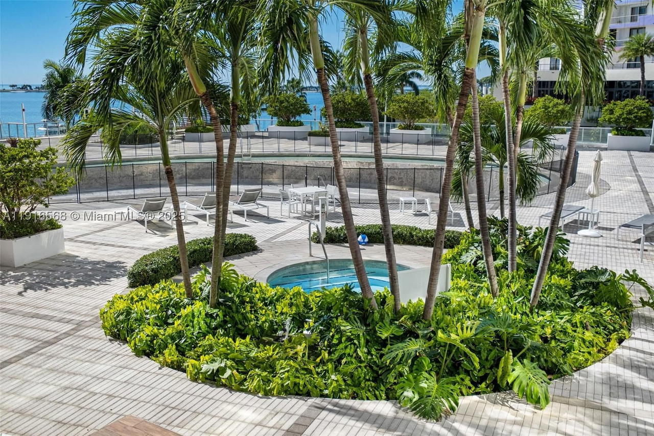 Real estate property located at 1541 Brickell Ave C406, Miami-dade, The Palace Condo, Miami, FL