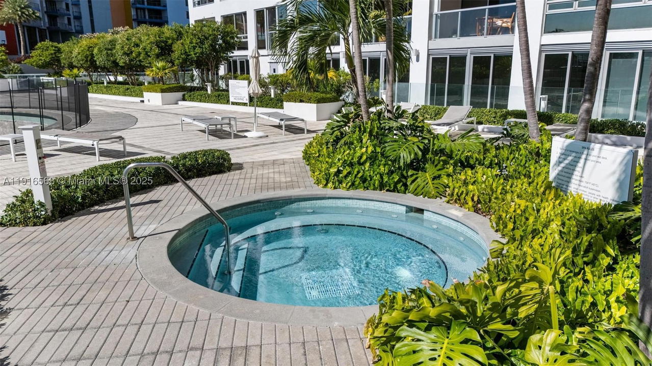 Real estate property located at 1541 Brickell Ave C406, Miami-dade, The Palace Condo, Miami, FL
