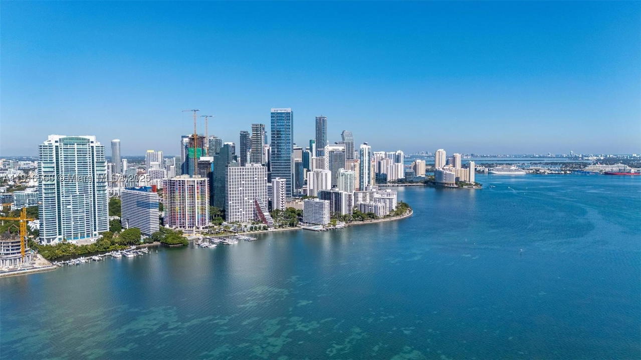 Real estate property located at 1541 Brickell Ave C406, Miami-dade, The Palace Condo, Miami, FL