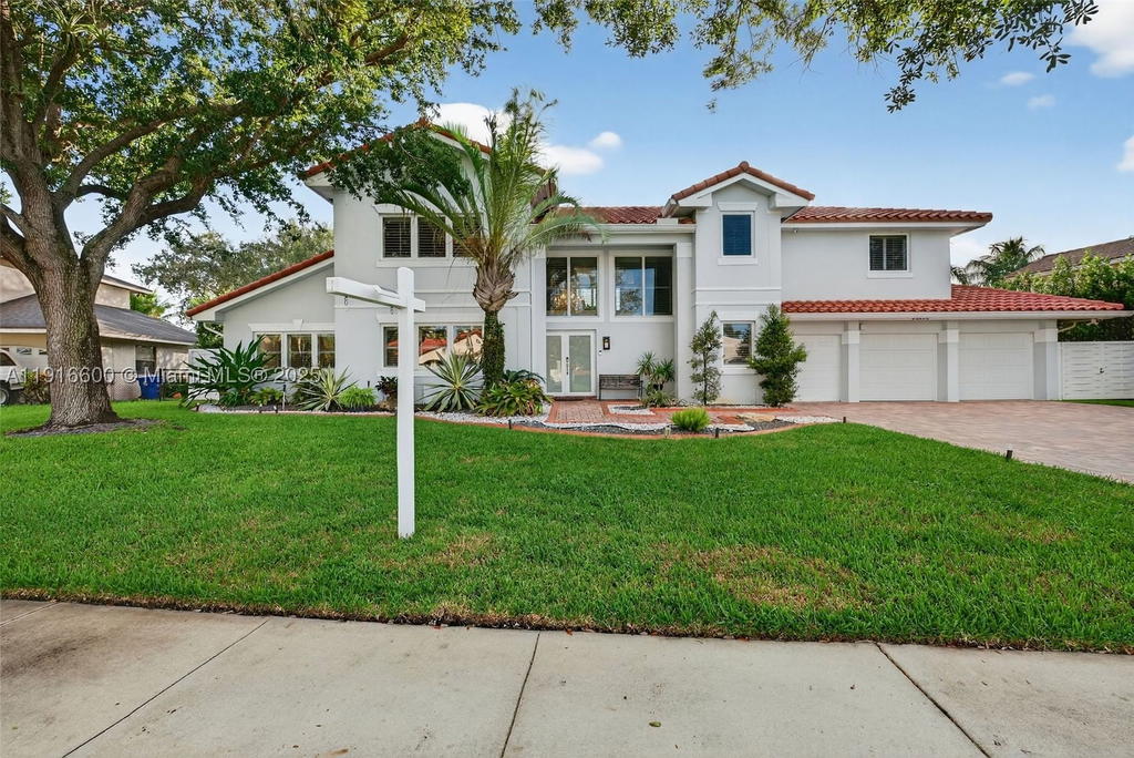 Real estate property located at 20230 7th St, Broward, Chapel Trail Replat, Pembroke Pines, FL