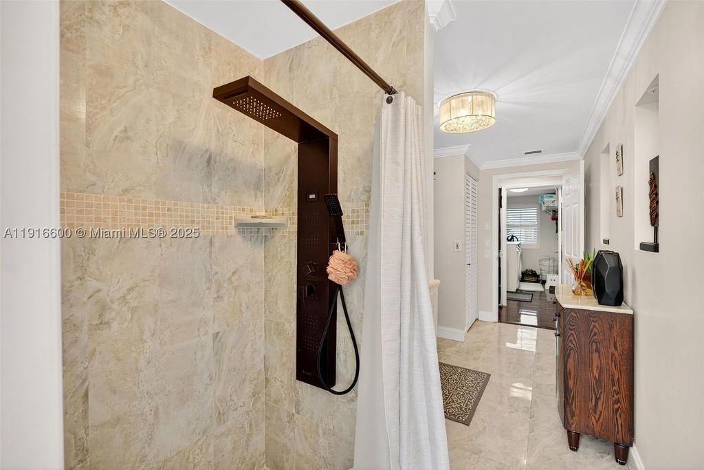 Real estate property located at 20230 7th St, Broward, Chapel Trail Replat, Pembroke Pines, FL