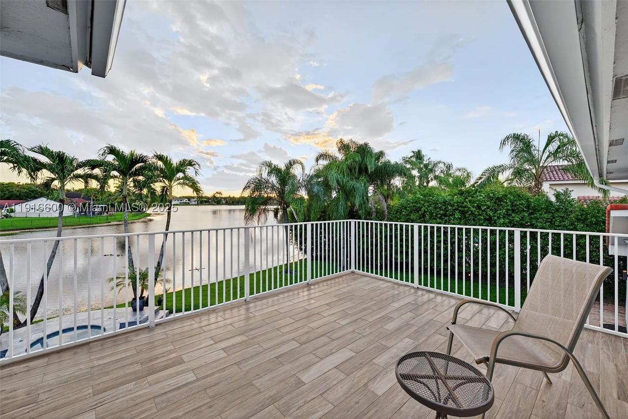 Real estate property located at 20230 7th St, Broward, Chapel Trail Replat, Pembroke Pines, FL