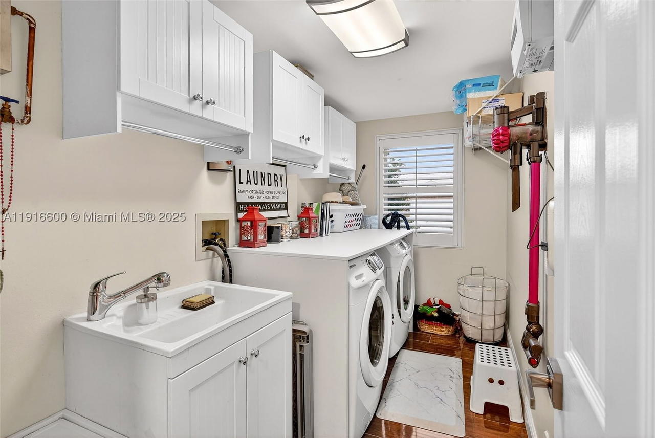 Real estate property located at 20230 7th St, Broward, Chapel Trail Replat, Pembroke Pines, FL