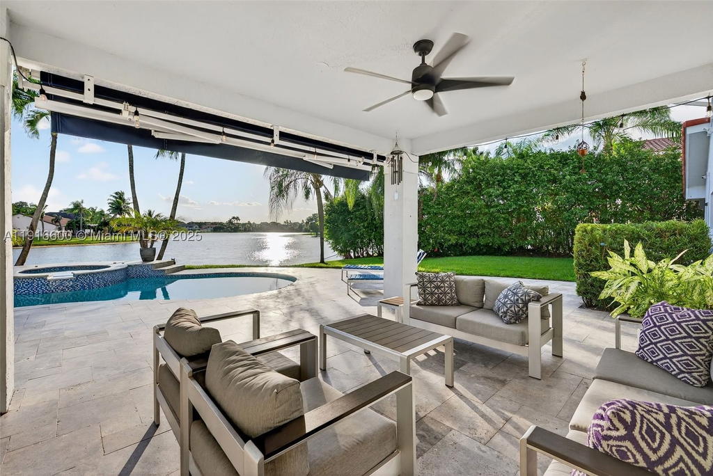 Real estate property located at 20230 7th St, Broward, Chapel Trail Replat, Pembroke Pines, FL