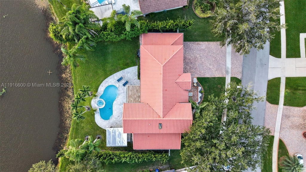 Real estate property located at 20230 7th St, Broward, Chapel Trail Replat, Pembroke Pines, FL