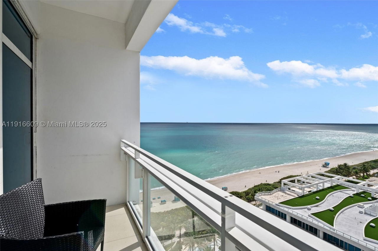 Real estate property located at 6801 Collins Ave PH06, Miami-dade, Central Carillon Beach Co, Miami Beach, FL