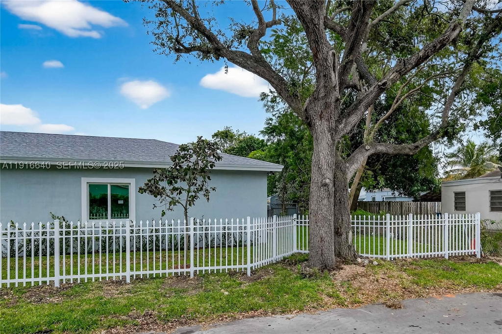 Real estate property located at 1346 44th St, Miami-dade, N Miami Estates, Miami, FL