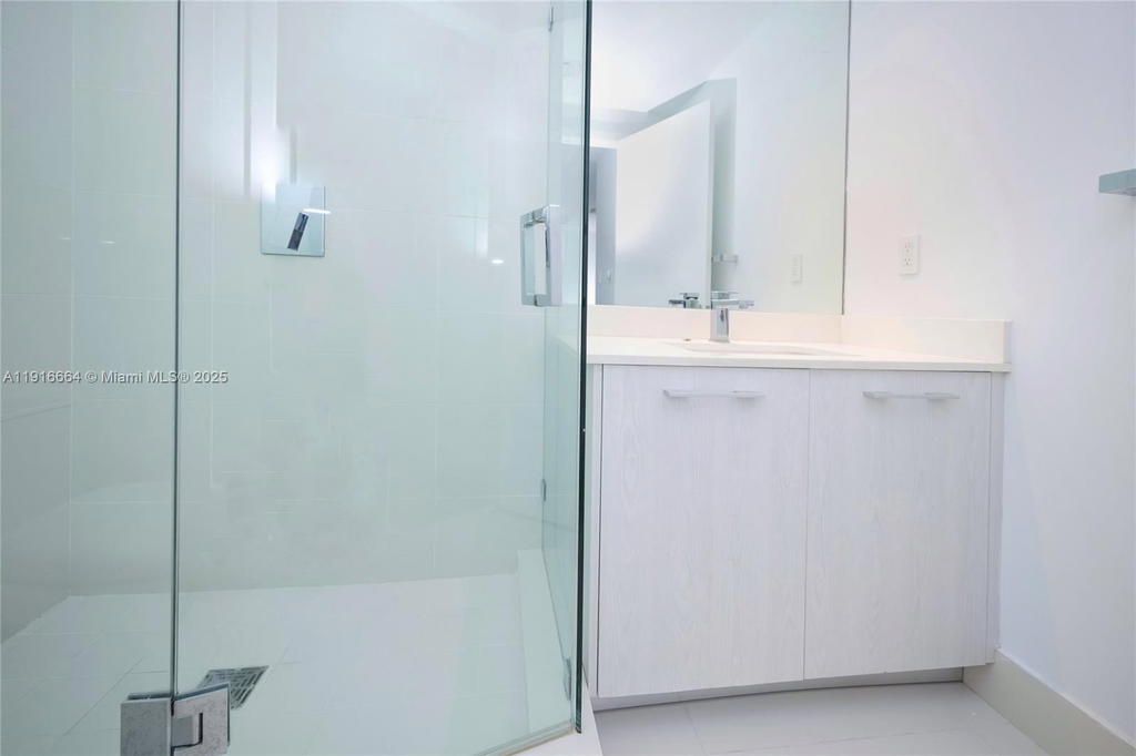 Real estate property located at 45 9th St #1504, Miami-dade, Brickell Heights East Con, Miami, FL