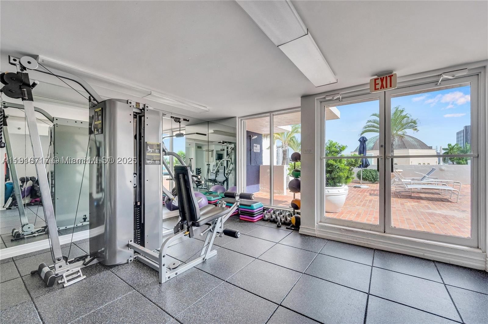 Real estate property located at 1775 Washington Ave #4G, Miami-dade, Parc Plaza Condo, Miami Beach, FL