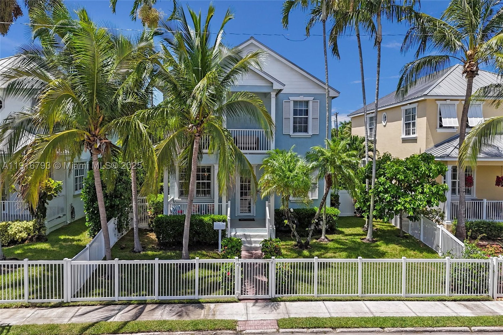 Real estate property located at 919 Adams St, Broward, Hollywood Lakes Section, Hollywood, FL