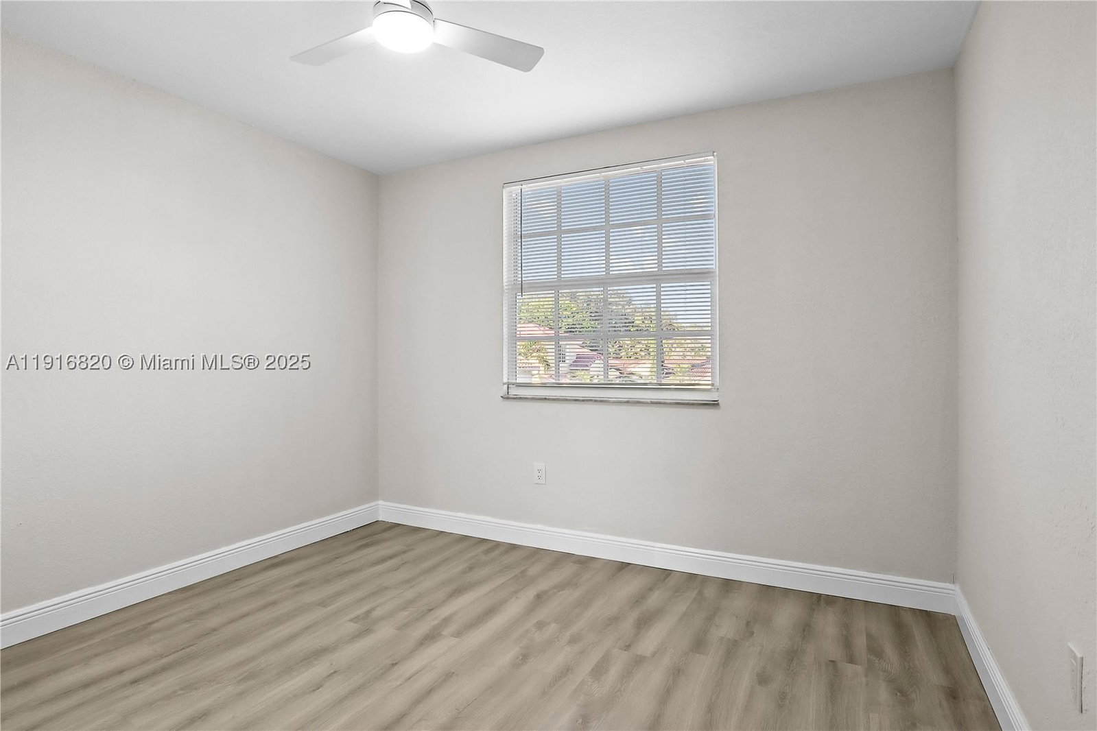 Real estate property located at 1223 125th Ter, Broward, Savannah Plat 3, Sunrise, FL