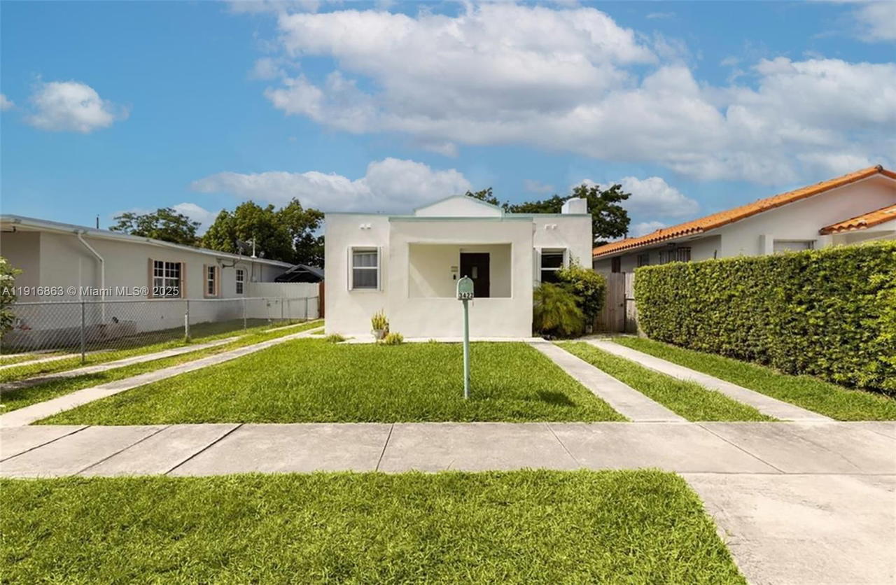 Real estate property located at 3422 25th St, Miami-dade, Silver Bluff Homesites, Miami, FL