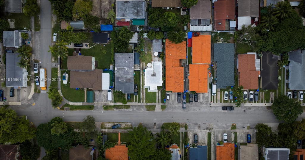 Real estate property located at 3422 25th St, Miami-dade, Silver Bluff Homesites, Miami, FL