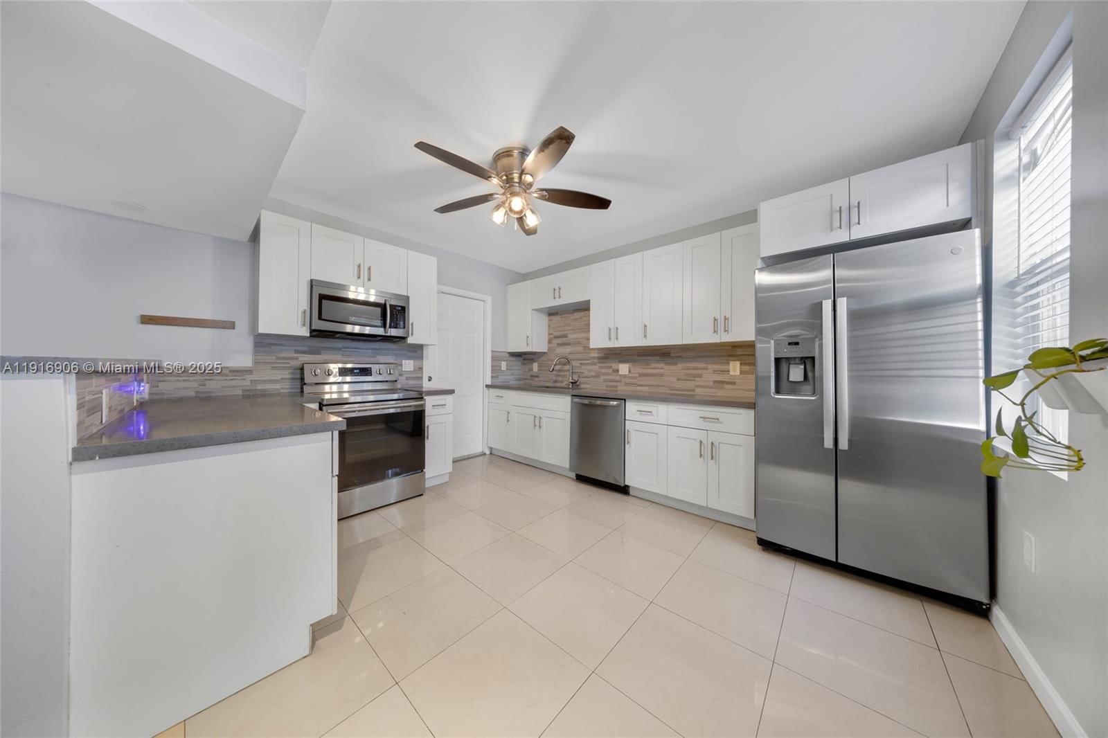 Real estate property located at 12125 5th Ave, Miami-dade, Biscayne Park Estates, North Miami, FL