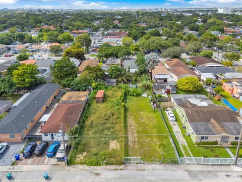Real estate property located at 3118 22nd Ct, Miami-dade, Glenhaven, Miami, FL