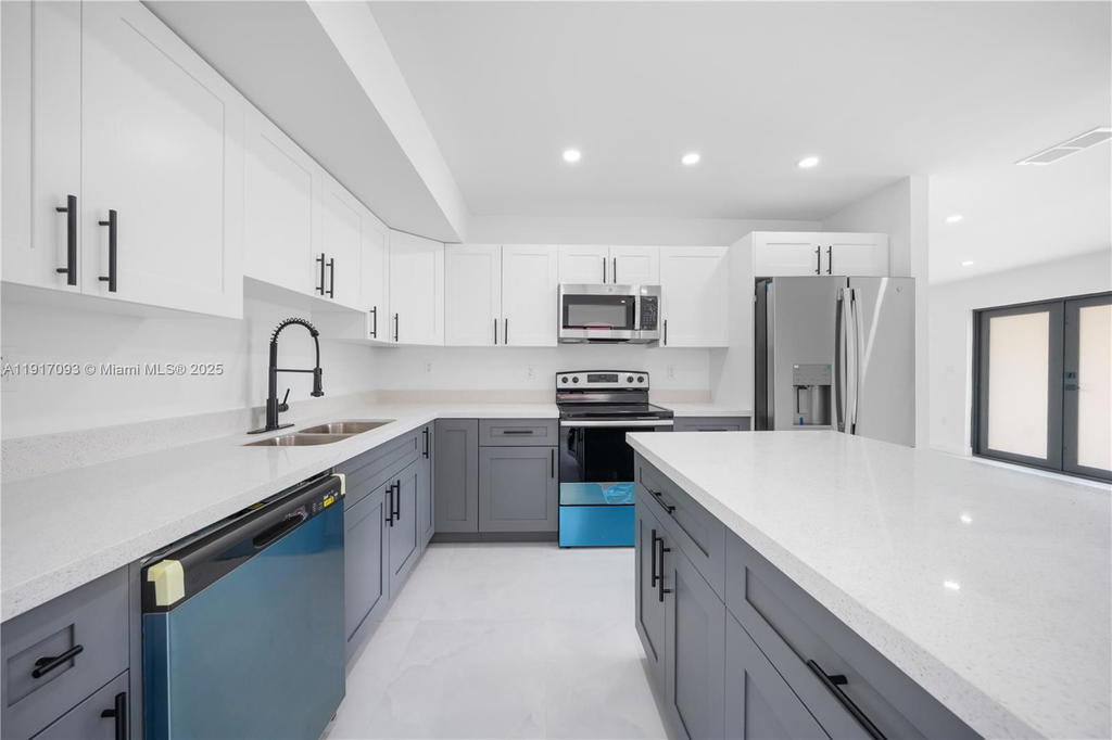 Real estate property located at 7613 Coral Blvd, Broward, Miramar Park 2nd Add, Miramar, FL
