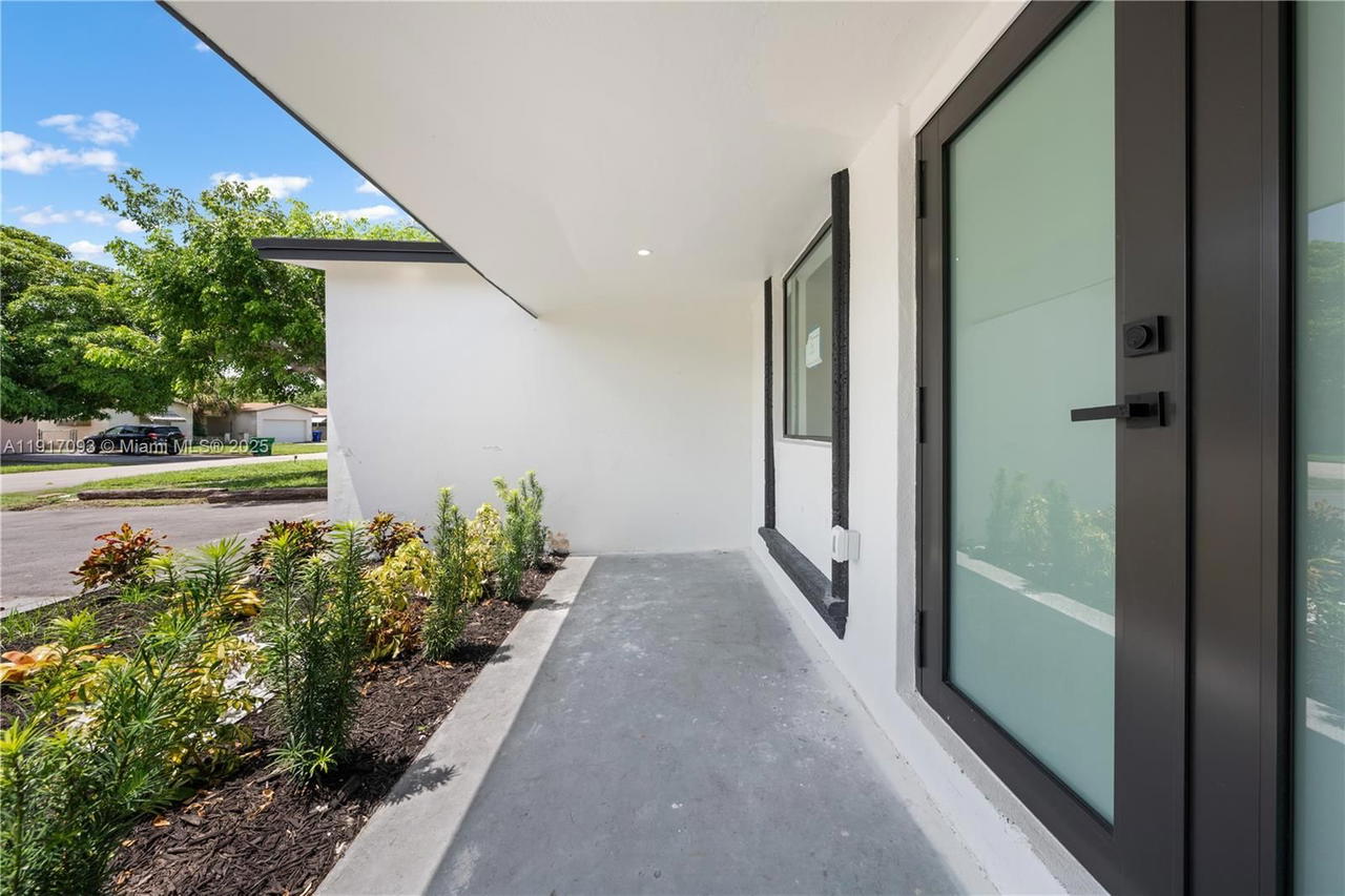 Real estate property located at 7613 Coral Blvd, Broward, Miramar Park 2nd Add, Miramar, FL