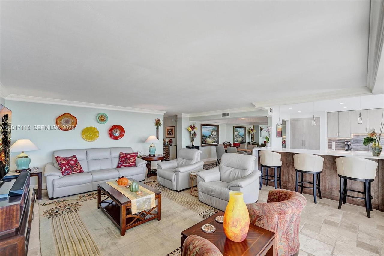 Real estate property located at 1901 Ocean Blvd #12B, Broward, Shore Club Condo, Fort Lauderdale, FL