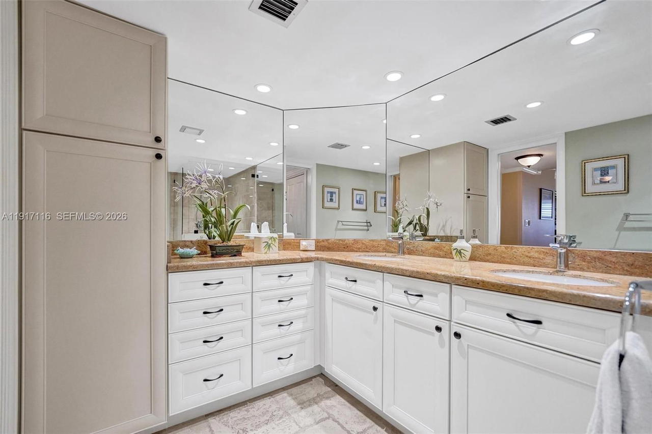 Real estate property located at 1901 Ocean Blvd #12B, Broward, Shore Club Condo, Fort Lauderdale, FL