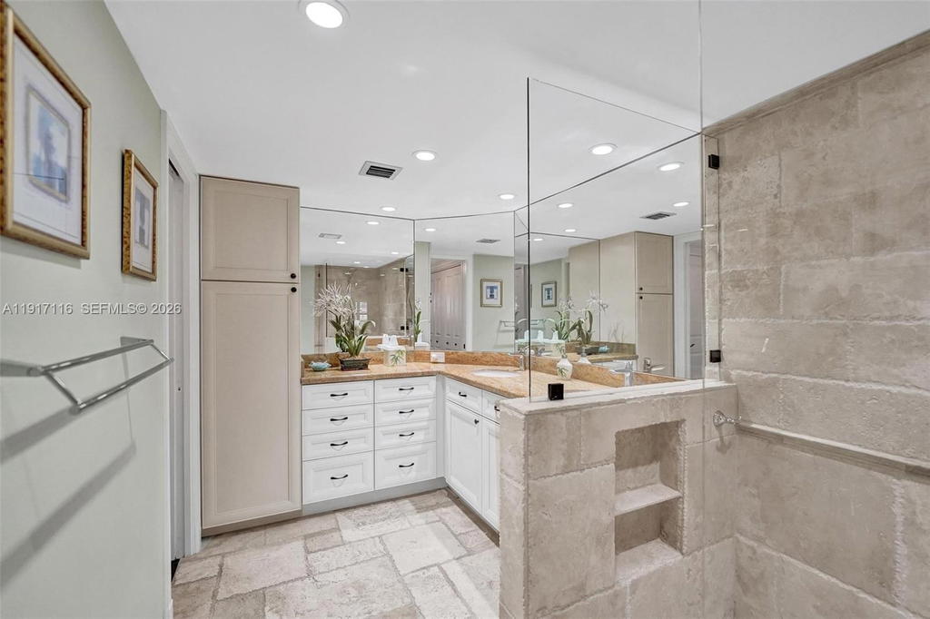 Real estate property located at 1901 Ocean Blvd #12B, Broward, Shore Club Condo, Fort Lauderdale, FL