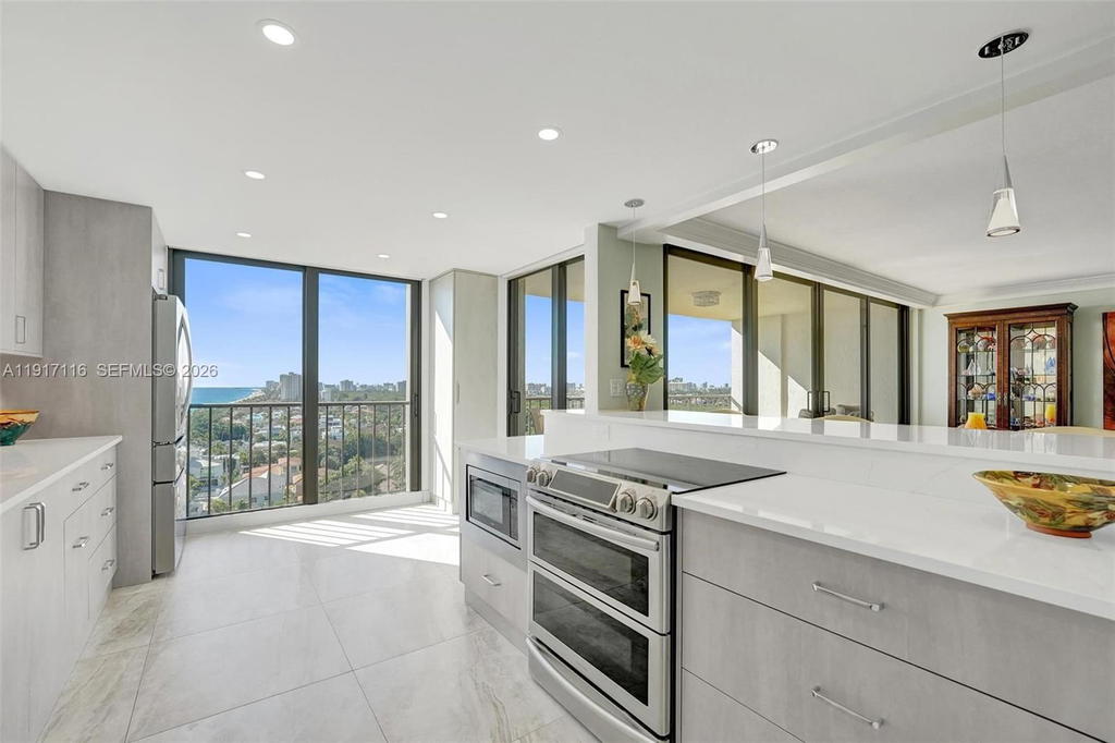 Real estate property located at 1901 Ocean Blvd #12B, Broward, Shore Club Condo, Fort Lauderdale, FL