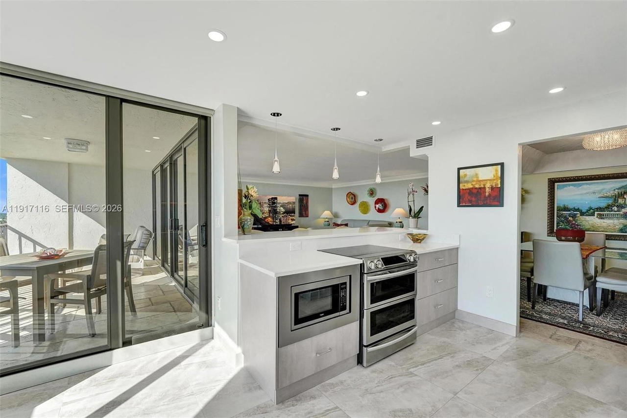 Real estate property located at 1901 Ocean Blvd #12B, Broward, Shore Club Condo, Fort Lauderdale, FL