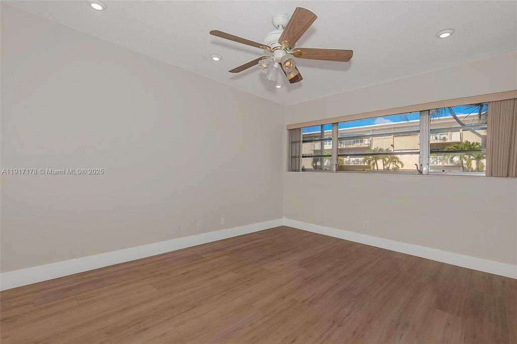 Real estate property located at 16800 15th Ave #115, Miami-dade, Fountainview Condo No 5, Miami, FL