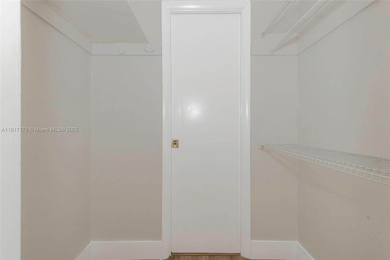 Real estate property located at 16800 15th Ave #115, Miami-dade, Fountainview Condo No 5, Miami, FL